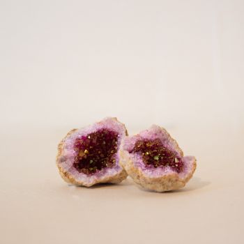 Roze kwartskristal Geodes