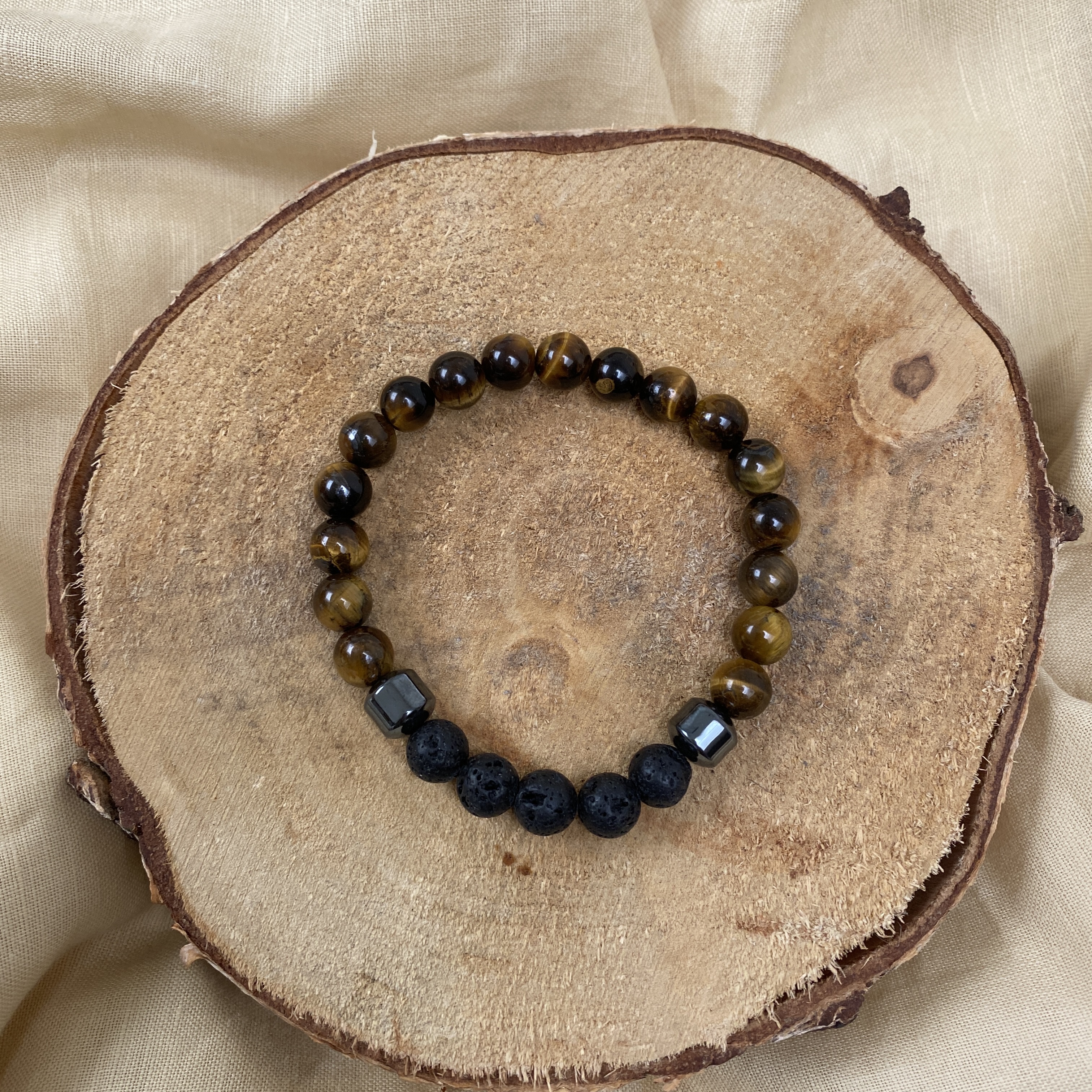 Tijgeroog / Lavasteen armband 