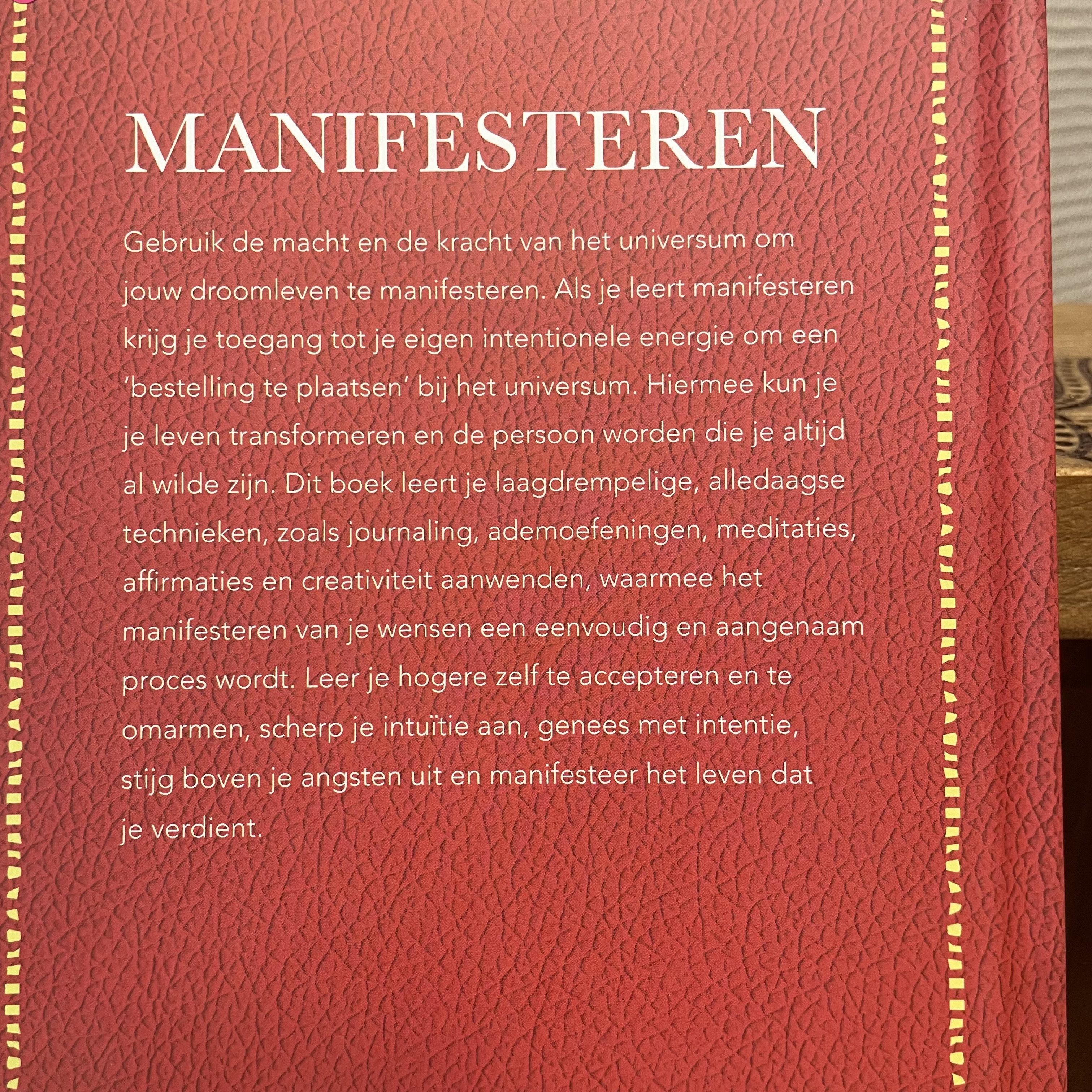 Boek Manifesteren  Boek Manifesteren