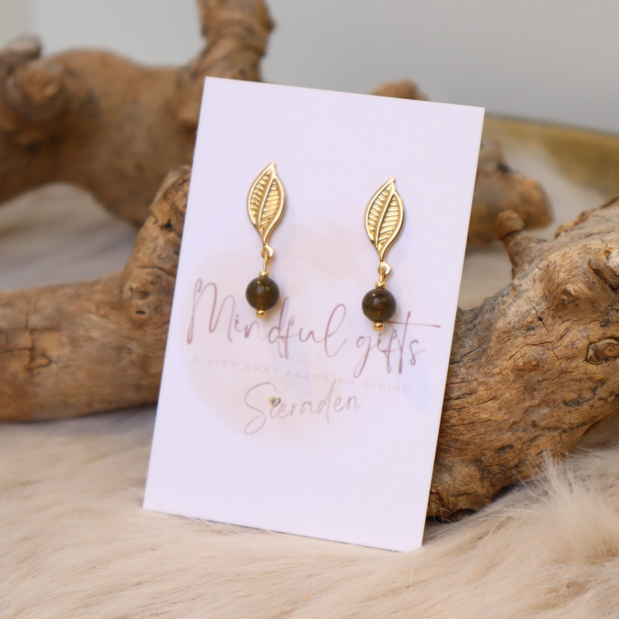 Oorhangers met Labradorite